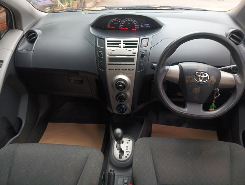 toyota yaris 1.5 e A/T ปี2012 รูปย่อยที่ 4