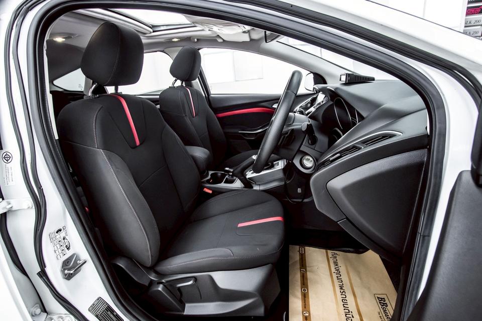 FORD FOCUS 2.0 S 5DR 2013  11
