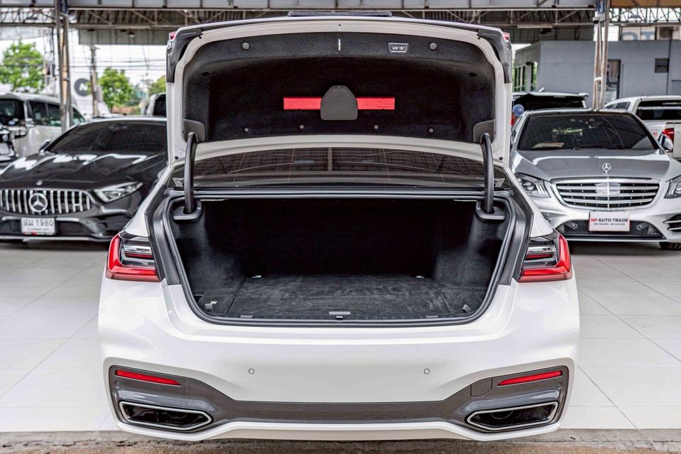 รหัสรถ NP2361 BMW 745Le XDRIVE M SPORT 2020 8