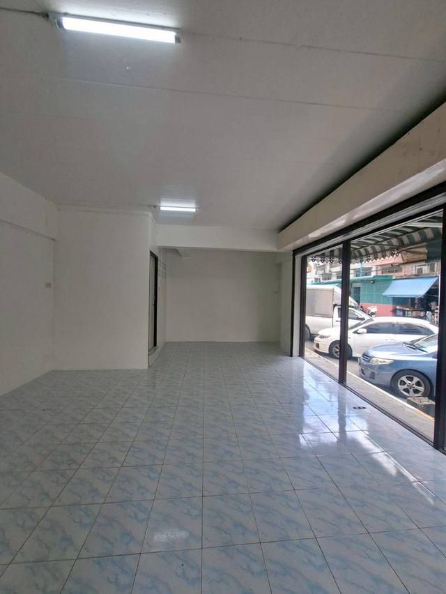 ขายคอนโด ชั้น 1 ห้องมุม ซอยลาดพร้าว 121 ใกล้เดอะมอลล์บางกะปิ (N.1847) 8