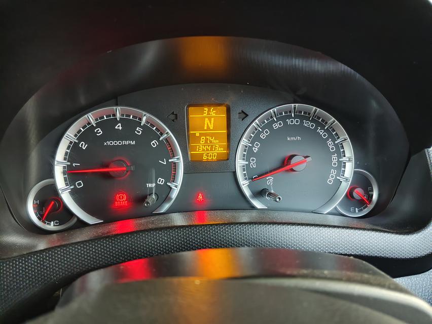 รถยนต์ Suzuki Swift GLX ปี 2013 รูปที่ 5