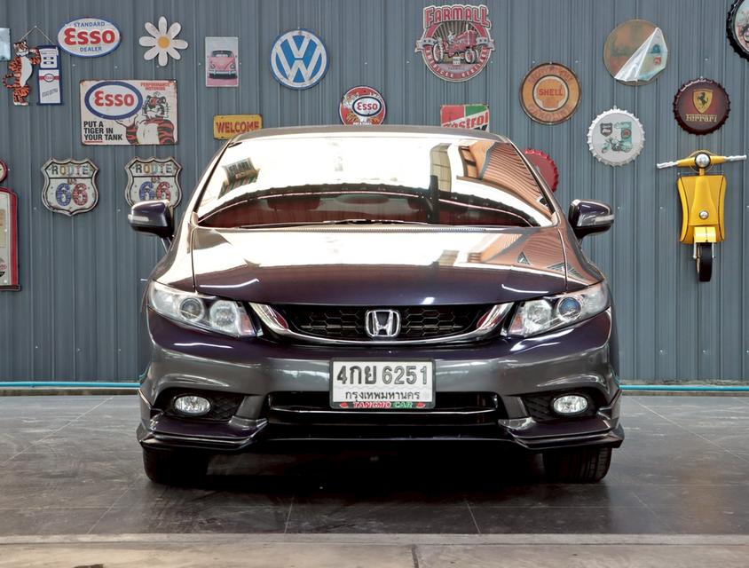 HONDA CIVIC FB 1.8 ES i-VTEC ปี2015ออพชั่นแน่นเต็มคัน ตัวท็อปสุดในรุ่น 16
