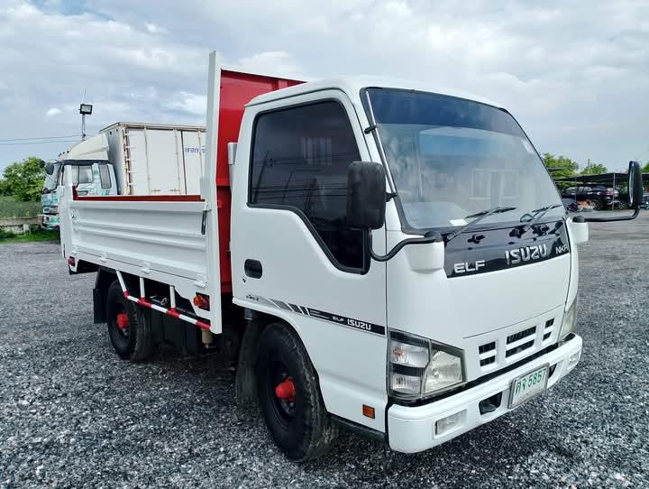 ขาย 4 ล้อดั้ม ISUZU NKR100 