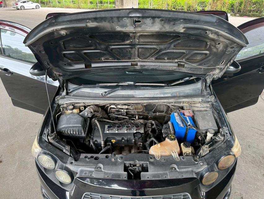 Chevrolet Sonic 1.4 LT AT 2013 11