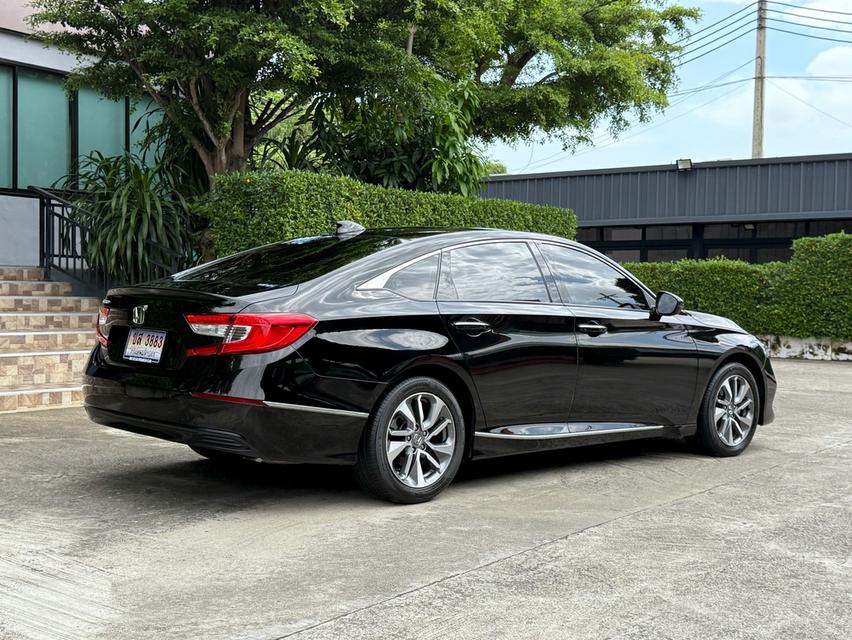 2022 HONDA ACCORD 1.5 TURBO รถมือเดียวออกป้ายแดง วิ่งน้อยเพียง 70,000 กม รถเข้าศูนย์ตรงระยะ รถไม่มีอุบัติเหตุครับ