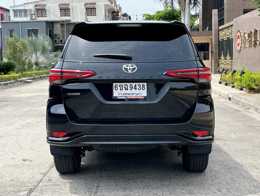 TOYOTA FORTUNER LEADER 2.4 G ปลายปี 2022 จดปี 2024 สภาพป้ายแดง 4