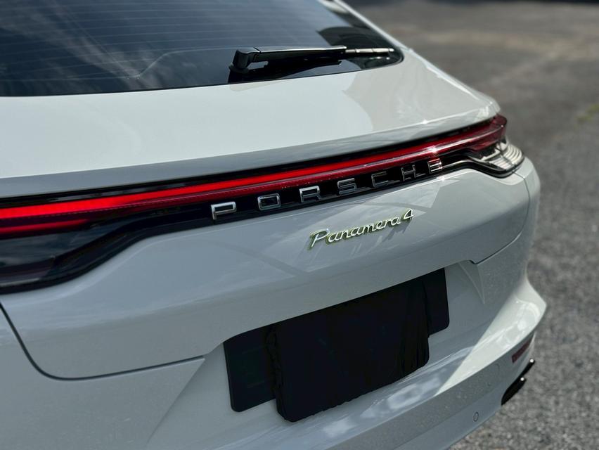Porsche Panamera 4 E-Hybrid (MY2022)📆 ปี 2022 | 📍วิ่งเพียง 11,xxx km เท่านั้น💰 ราคาเพียง 5,490,000 บาท 7