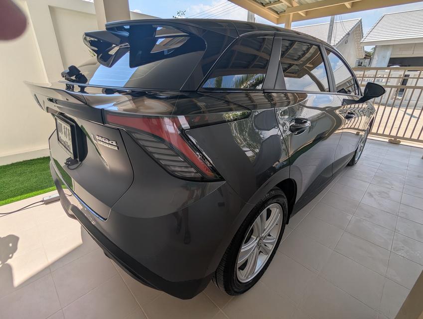 MG 4 electric, 10/2025, new price 709.000 baht, lifetime guarantee batterie, premium insurance 1/2 year, incl. new MG Wallbox, 9,5t km, best price TH รูปที่ 3