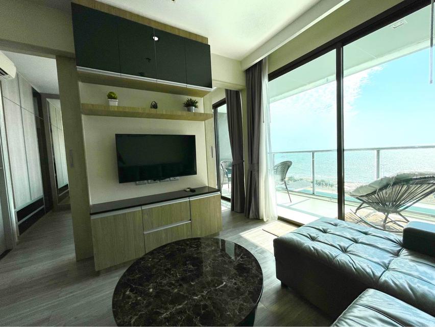Selling Aeras Beachfront 5.6 million 1