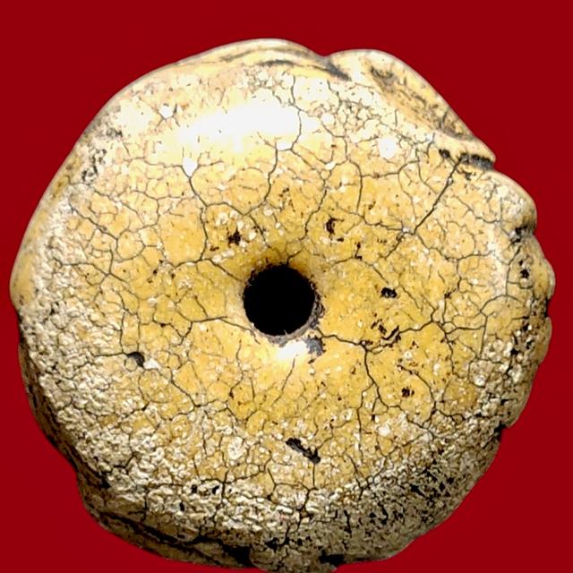 พระสมเด็จ พิมพ์ ขนมเปี๊ยะ เก่าๆ รูปที่ 3