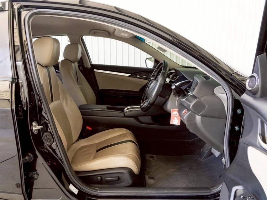 HONDA CIVIC 1.8EL ปี 2017 เจ้าของเดียว  16