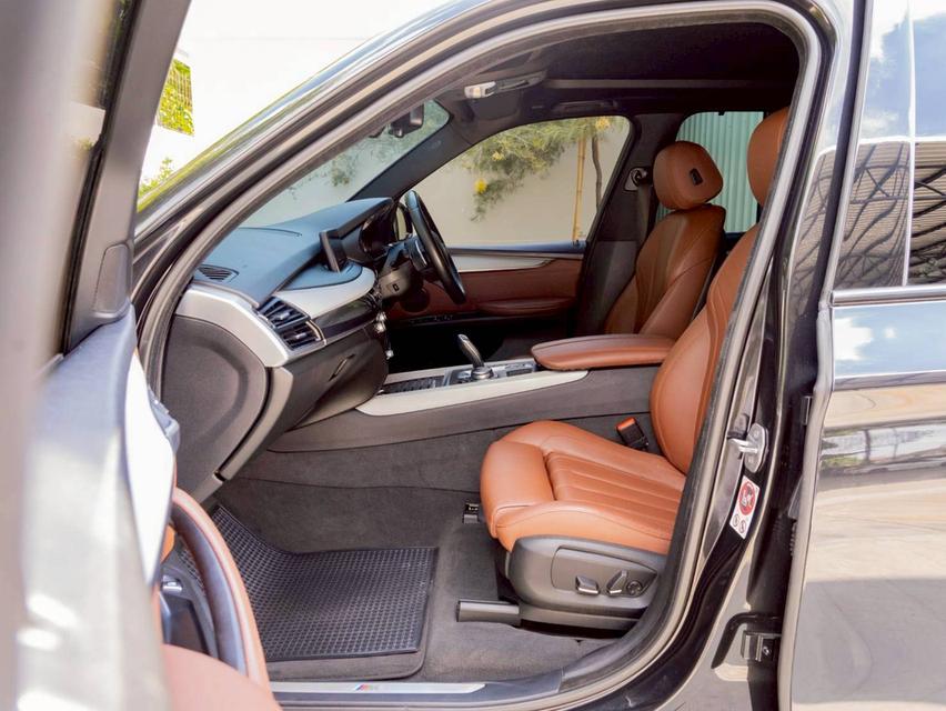 Bmw X5 xDrive40e M Sport ปี 2016 จด 2018 19