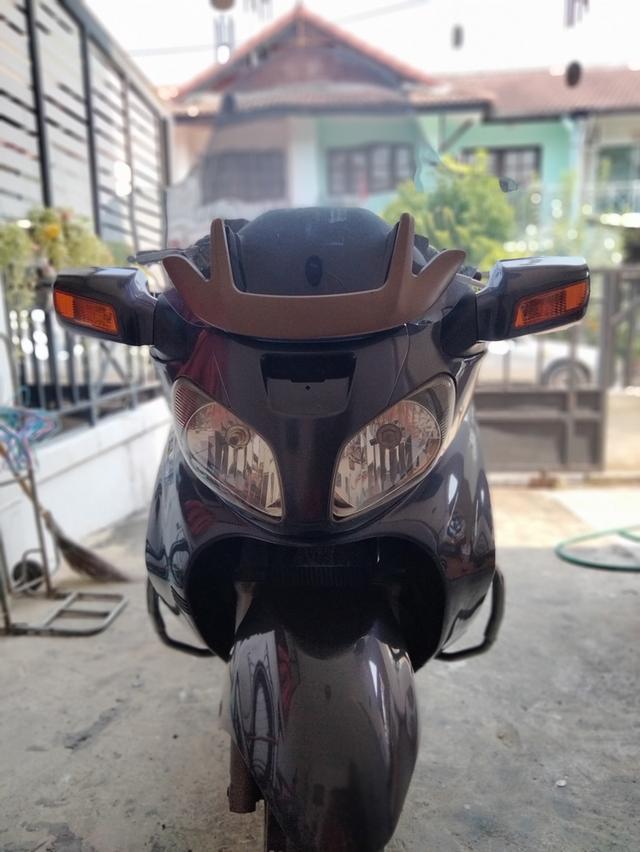 มอเตอไซค์ suzuki skywave 650cc