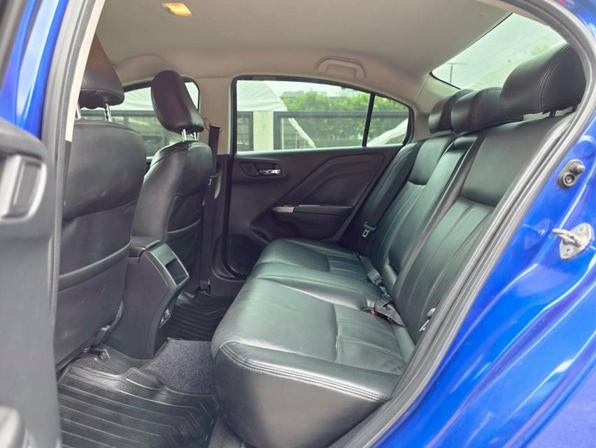 ขาย Honda City 1.5SV ปี15 15