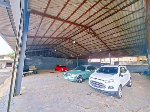 ให้เช่าเป็นโกดังเก็บของ 100 ตร.ม. รพ.บางจาก3 1.3 กม.วิวแม่น้ำเจ้าพระยา ตลาดบางโพงพาง 1.4 กม.หาของกินง่าย แยกพระรามที่ 3 5