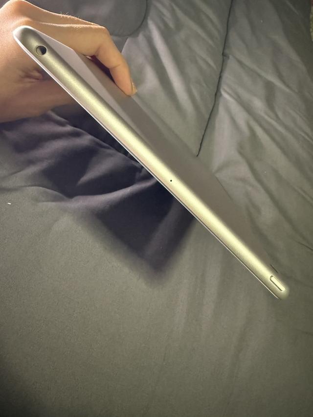 iPad gen7  6