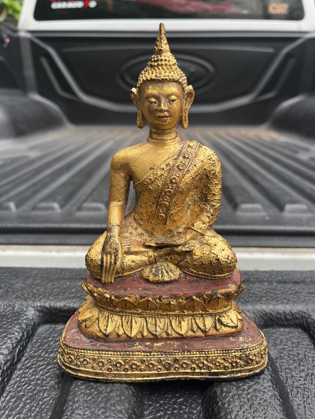 พระบูชารัตนะฐานบัวยุคต้น