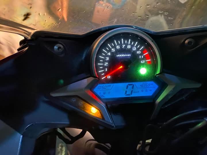 Honda CBR250ABS 3