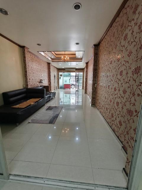 ขาย ให้เช่า อาคาร 2 ชั้นครึ่ง ย่านสามเสน ซอยวัดตรีทศเทพ เขตพระนคร ถนนประชาธิปไตย ถนนวิสุทธิกษัตริย์ ถนนพระราม 8 ใกล้วัดตรีทศเทพ 400 เมตร วัดบวรนิเวศวิ 2