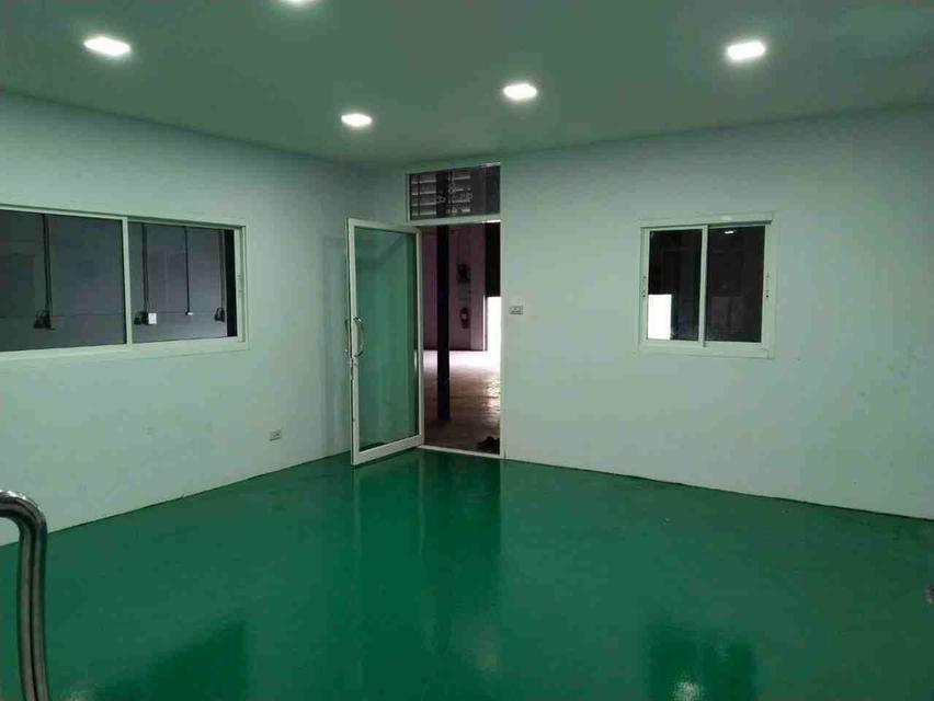 B1030 ให้เช่าโกดังสินค้าขนาด 400 ตารางเมตร ถนนเชื่อมคลองมอญ เลียบมอเตอร์เวย 6