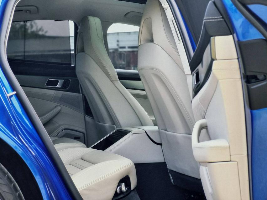 Porsche Panamera 4 E-Hybrid ปี 2019 ไมล์ 52,xxx km. รูปที่ 8