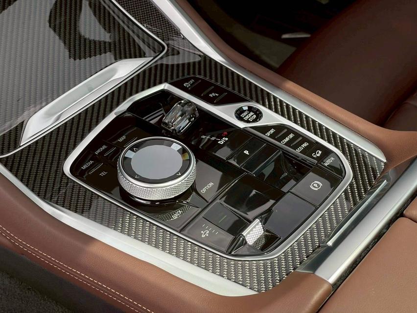 BMW X6 xdrive40i M Sport G06 LCI ปี 2023 จด 2024 18