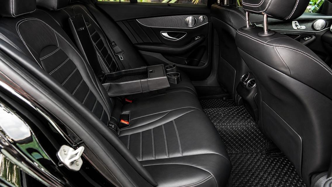 Mercedes-Benz C350 2.0 W205 e AMG Dynamic AT 2016 ไมล์ 74,xxx km. !!! ราคาพิเศษ 639,000 บาท รูปที่ 13