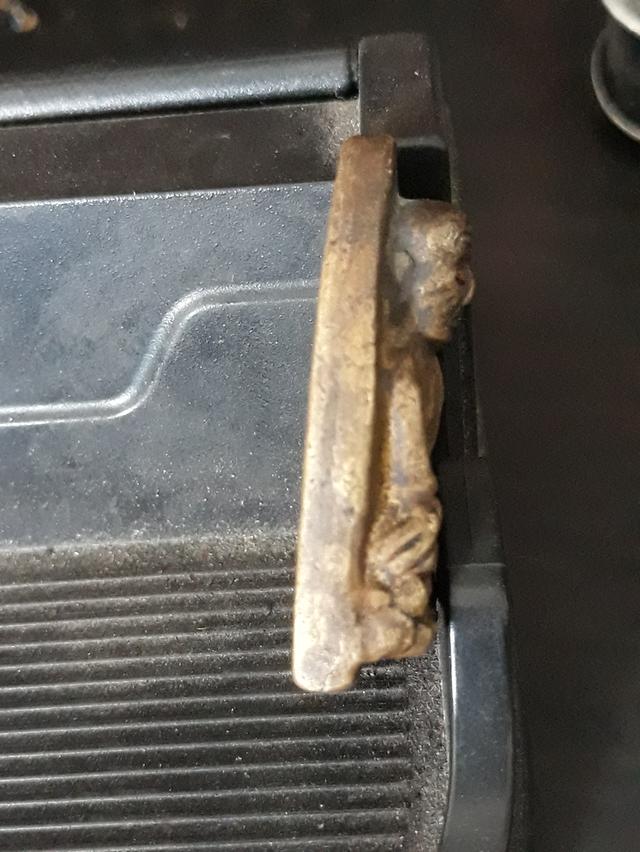 พระหลวงปู่ทวดหลังเตารีด 3