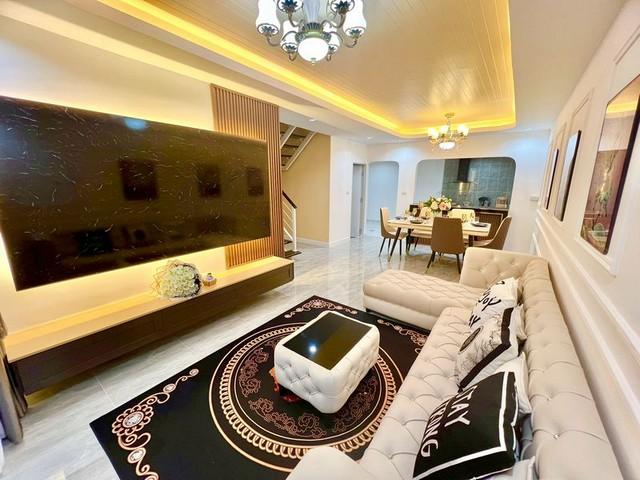 ขายบ้านพฤกษา64/1 รังสิต คลอง3 ฟิวคาเฟ่ ถนนหน้าบ้านรถวิ่งสวนกันได้4คัน 5