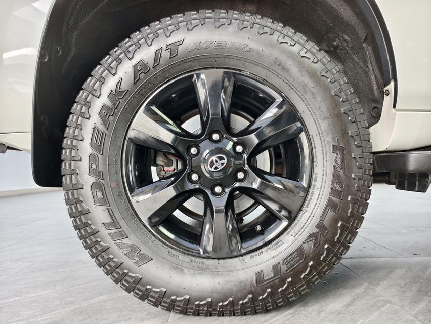 TOTOTA LANDCRUISER PRADO 150 2.7 TX 4WD A/T 2010 17