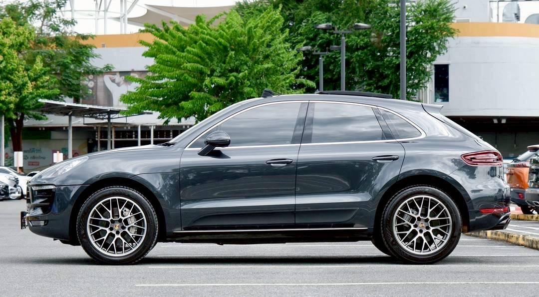 รหัสรถ PR1758 + Porsche Macan S 3.0 Turbo 350PS ปี 2017 18