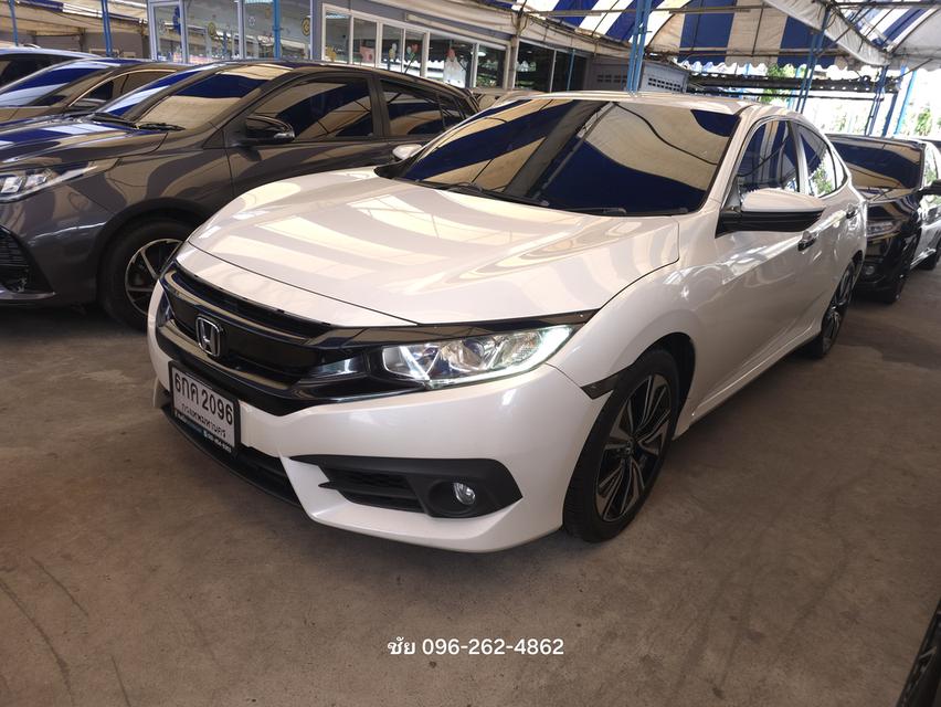 ปี 2017 #HONDA #CIVIC #FC 1.5 Turbo A/T (6กค 2096 กทม) **เลขไมล์ 129,xxx km. สีขาว ( ถ่ายจากสถานที่จริง)