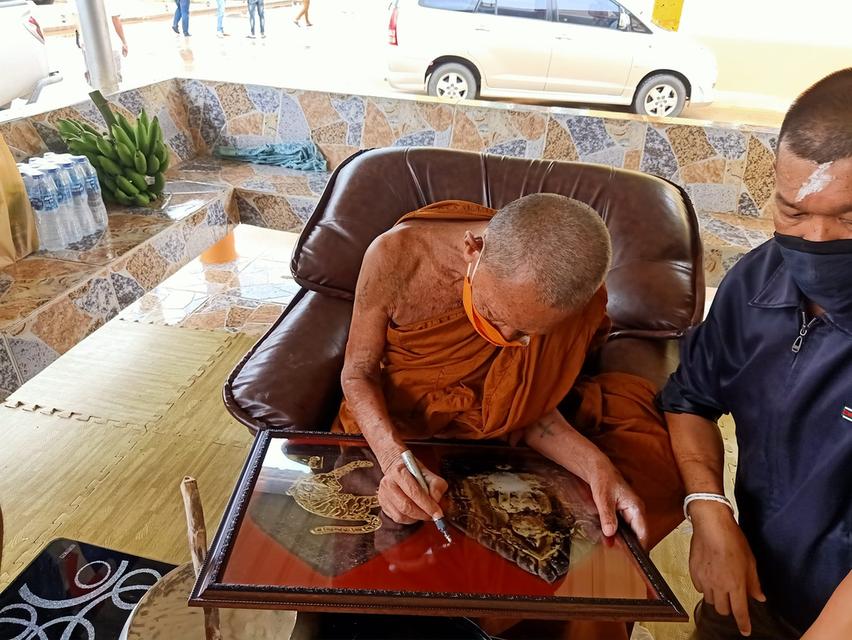 194. พระขุนแผนองค์ดำ รุ่นอุดมมวลสาร มงคลบารมี 64 หลวงปู่บุญมา ปราจีนบุรี 9