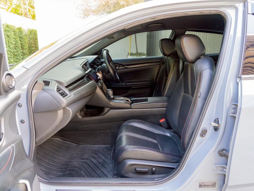 รหัสรถ 12AT2123 HONDA CIVIC 1.5 Trubo RS ( Hatchback) | ปี : 2020 15