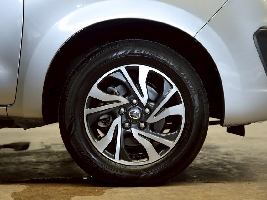 2021 Toyota INNOVA 2.0  Entry Wagon AT รูปที่ 18