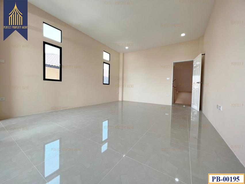 ขายอาคารพาณิชย์ สร้างใหม่ พร้อมอยู่ ค้าขายได้ ทรัพย์บุญชัย ศรีนครินทร์ ใกล้รถไฟฟ้า 8