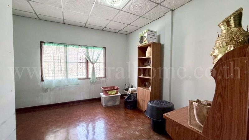 ทาวน์เฮ้าส์ นันทนา การ์เด้นท์ 2 ท่าอิฐ 11