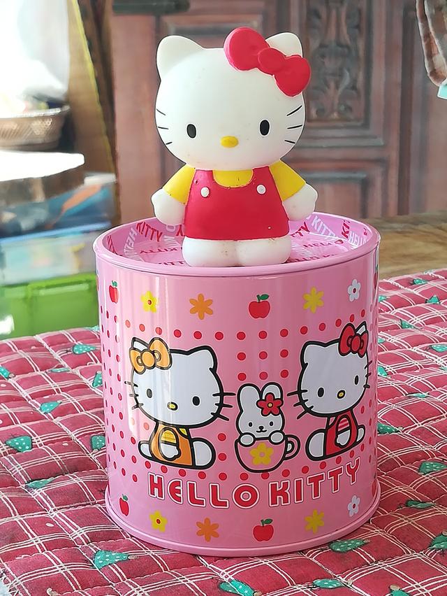 กระป๋องเหล็ก Hello Kitty