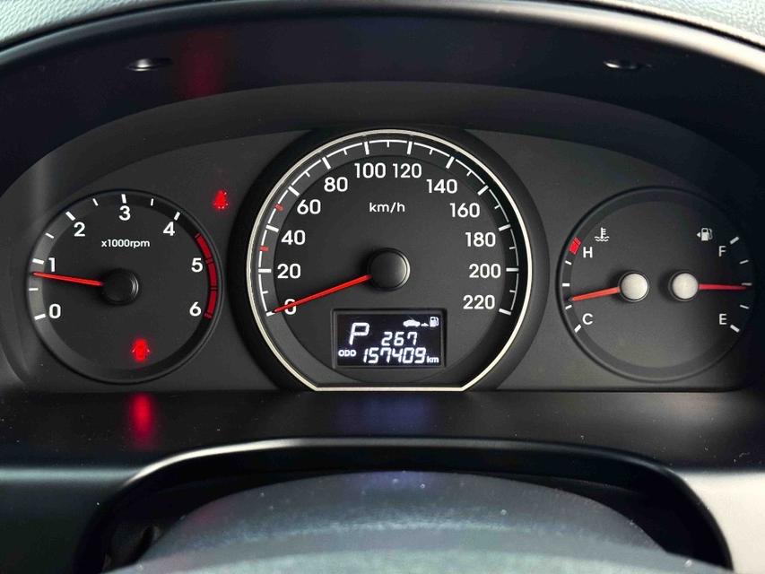 HYUNDAI GRAND STAREX 2.5 VIP โฉมปี (18-ปัจจุบัน) 2019 รูปที่ 9