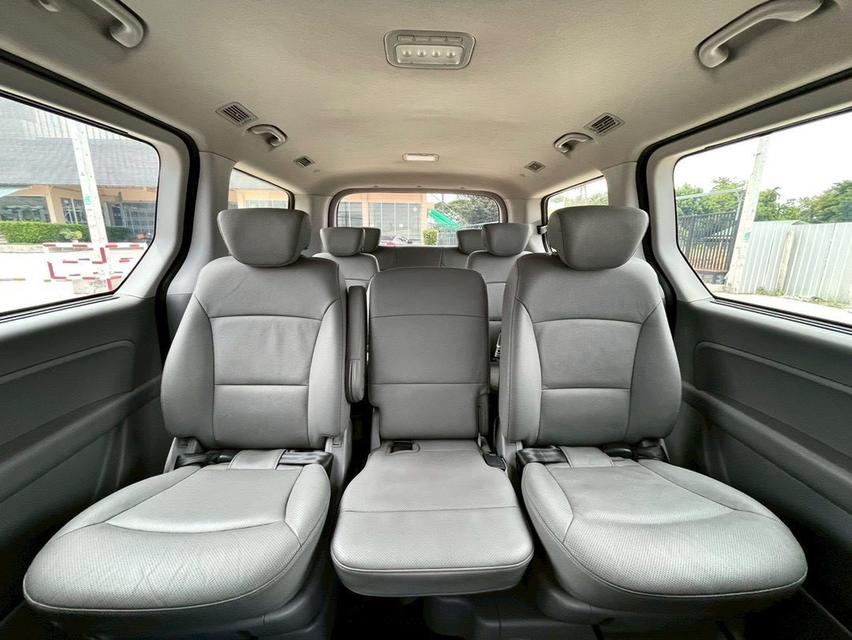 Hyunda H1 2.5 Elite ปี 18 10