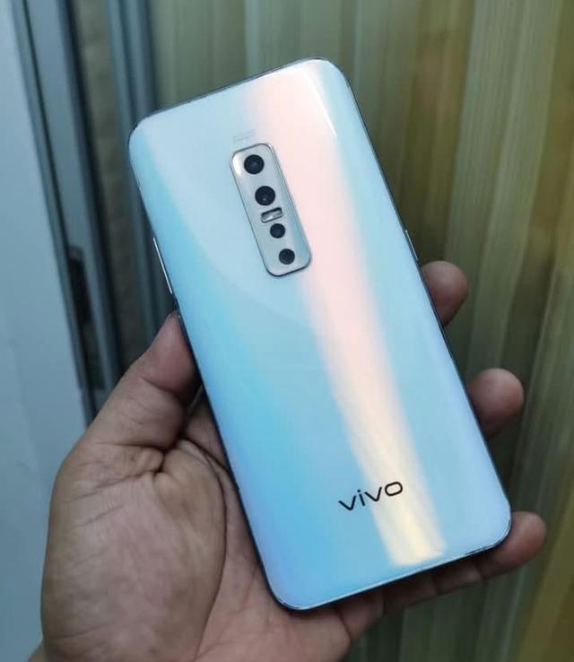 ขายถูกสุดคุ้ม Vivo V17 Pro 3