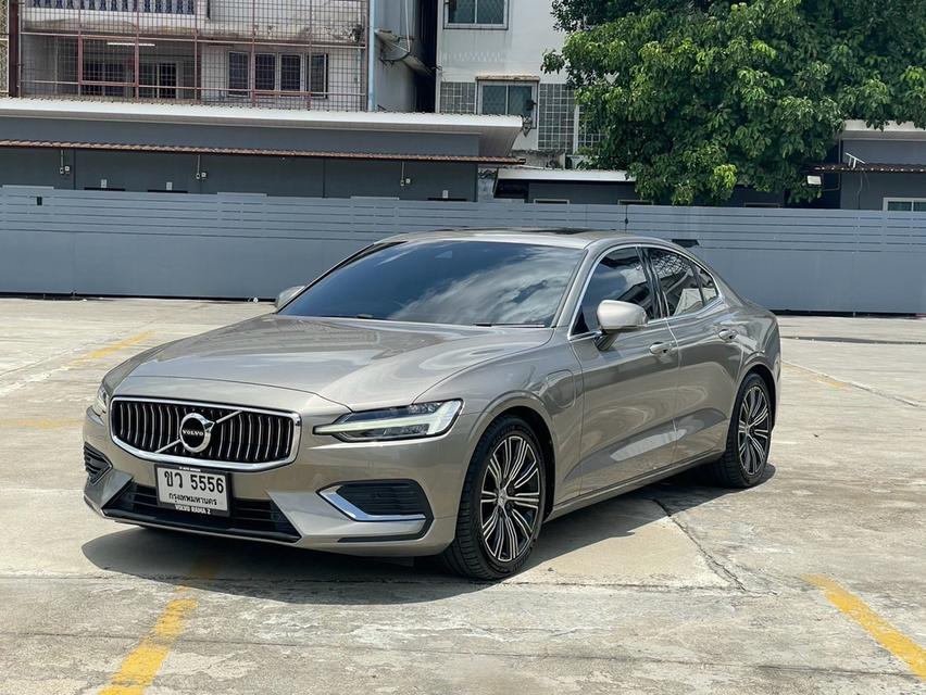 Volvo S60 Recharge T8 Momentum AWDปี 2021 เลขไมล์ 74,xxx km.