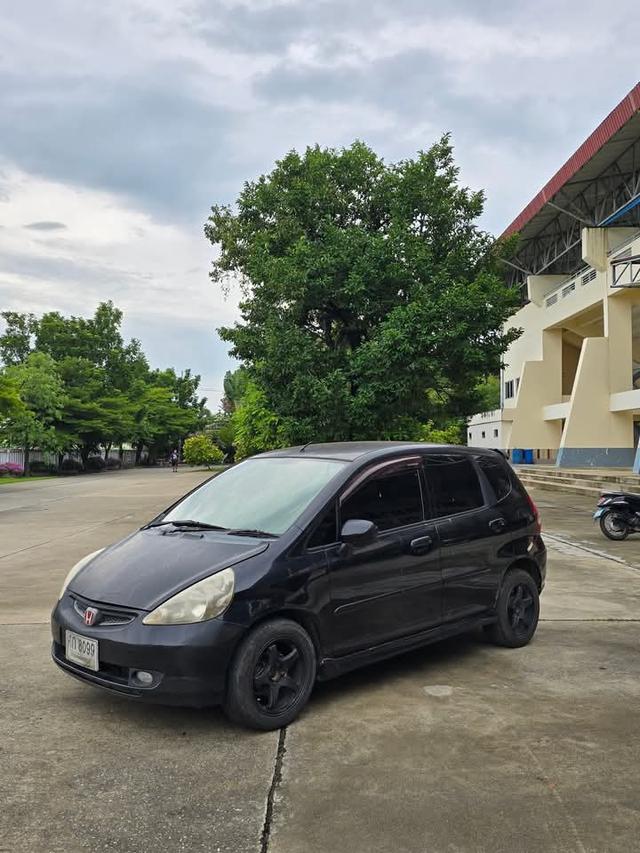 Honda Jazz สีดำสภาพดี