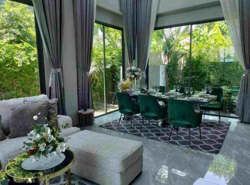 ให้เช่าบ้านเดี่ยวพูลวิลล่าสุดหรู สไตล์โมเดิร์น ห้วยใหญ่ 4 ห้องนอน 6