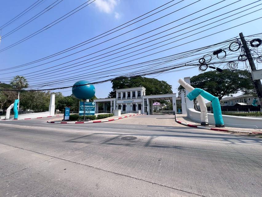 ขายที่ดินพร้อมสิ่งปลูกสร้าง หมู่บ้านสราญสิริ นาวาร่า คลอง2 คลองหลวง 4