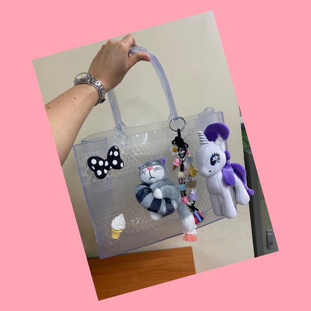 กระเป๋าพลาสติก มือ 1 ไม่เคยใช้งาย