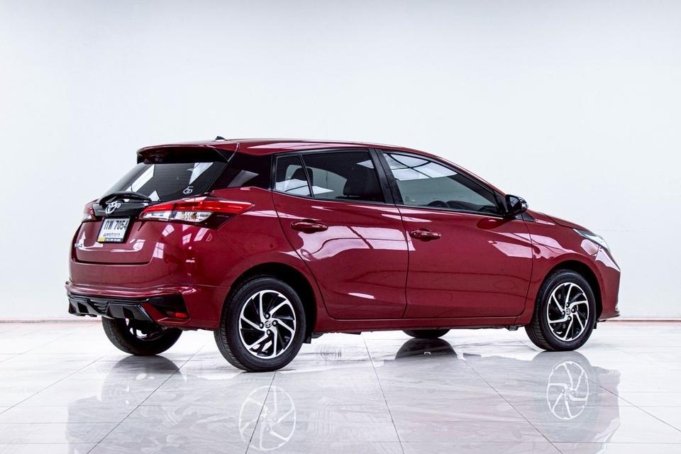 รหัสรถ 5B922 YARIS ECO SPORT 2022