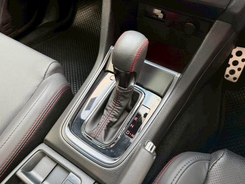 SUBARU  WRX ชุดแต่ง STI  2.0L 8 AT AWD Turbo ปี18 สีขาว ไมล์เพียง 6x,xxx เท่านั้น รูปที่ 15