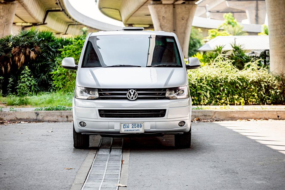 VOLKSWAGEN CARAVELLE 2.0 TDI ดีเซล 2013 สีเทา ประตูไฟฟ้า รูปที่ 2