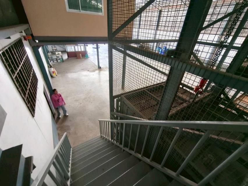 ขายโกดัง บางขุนเทียน พระราม 2 ขนาดเกือบ 1 ไร่ พร้อมออฟฟิศ ที่จอดพร้อมหลังคาพร้อมใช้งาน 17